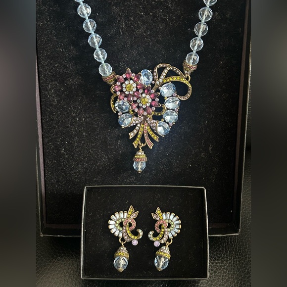 Beautiful Heidi Daus Swarovski crystal art deco necklace & clip on earrings. - Picture 2 of 14